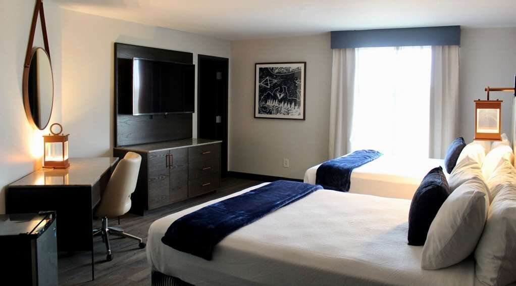 Hotel westport kansas city tapestry collection by hilton prices