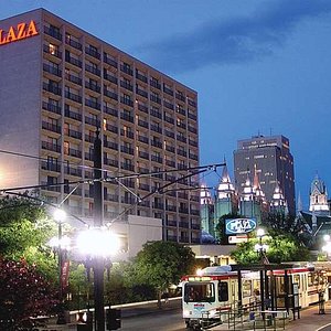 Salt Lake Plaza Hotel SureStay Collection