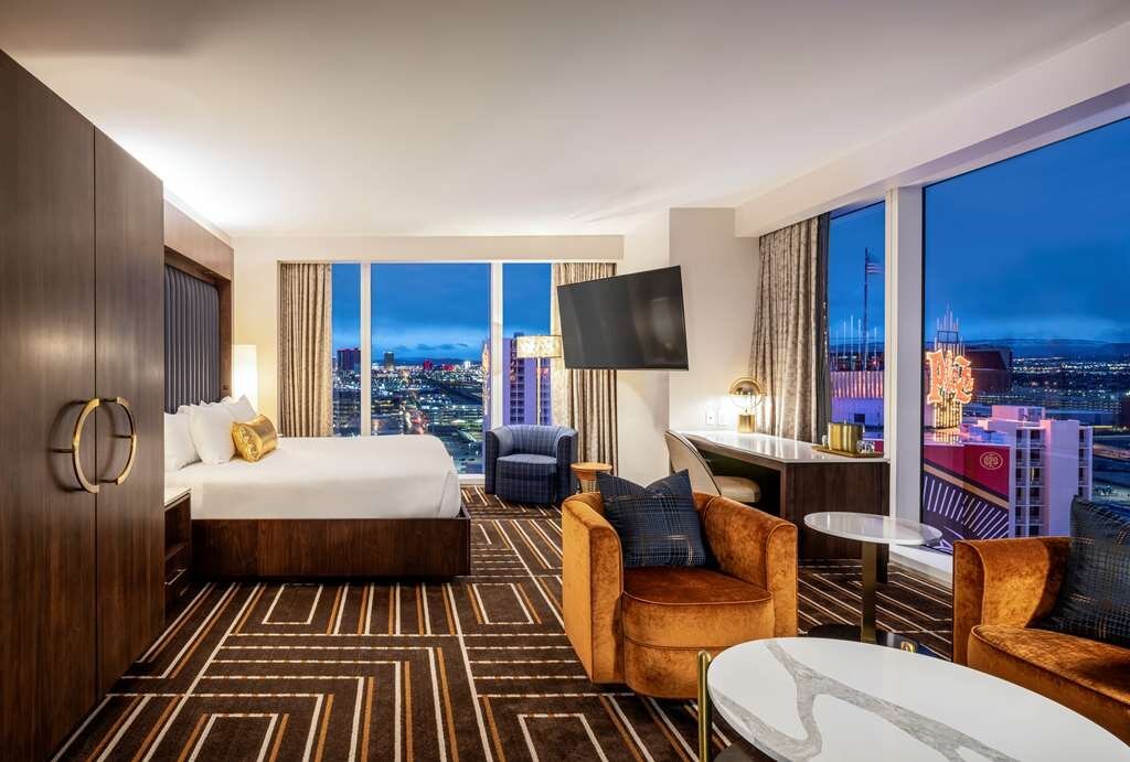 Circa Resort & Casino Rooms: Pictures & Reviews - Tripadvisor