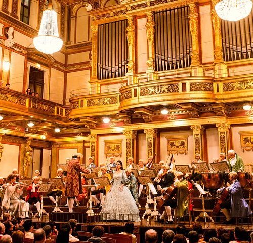 2024 Vienna Mozart Concert in Historical Costumes at the Musikverein