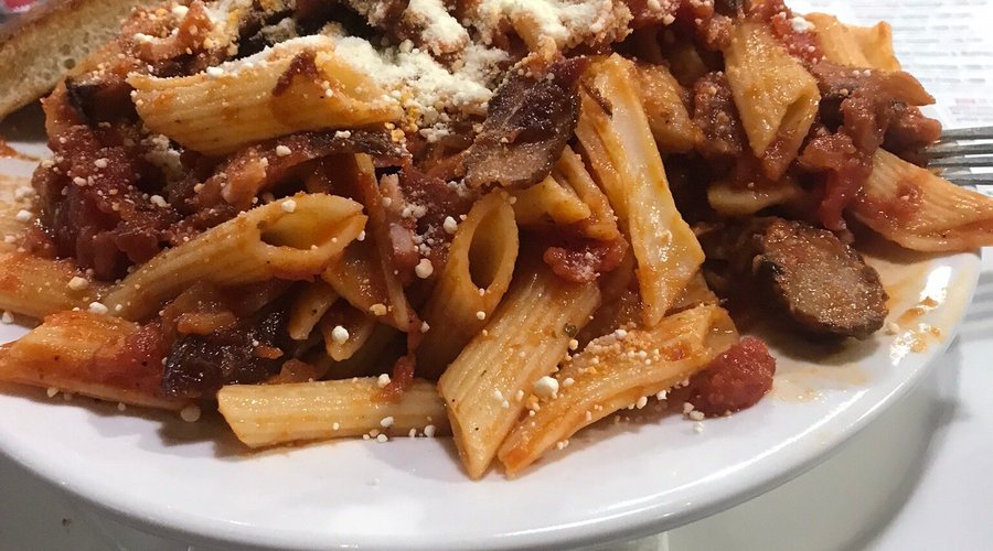 Meat lovers (bacon, ham, mini-sausage in thin strips) Pené Pasta.  ( only on certain days )