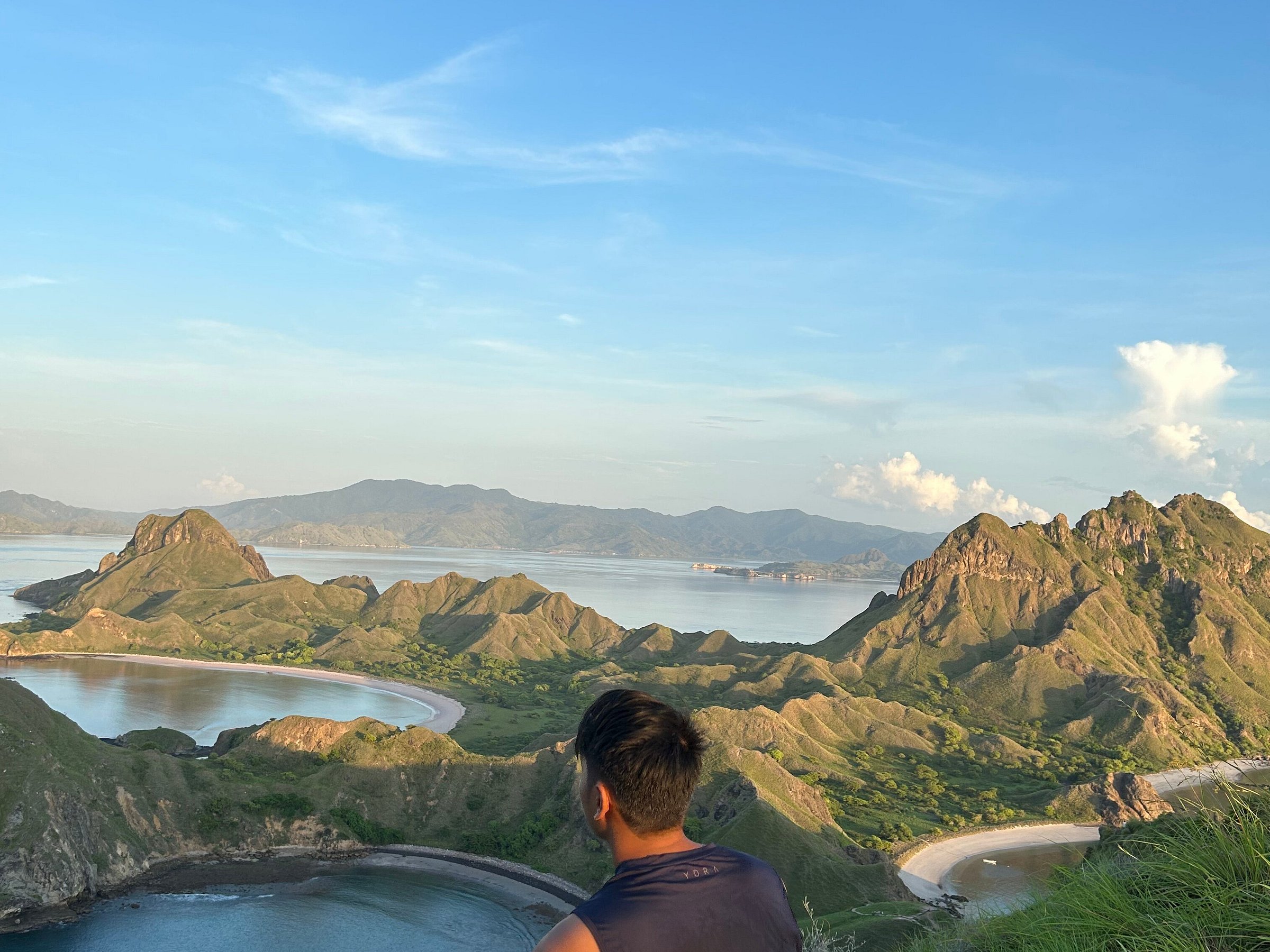 family labuan bajo tour and travel