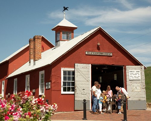 Spanish Lake Blacksmith Shop: Walking Horse Shoes