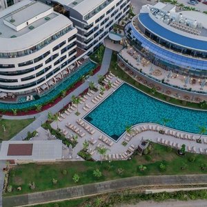 Pool - outdoor