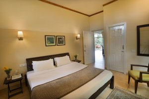Room & Suite