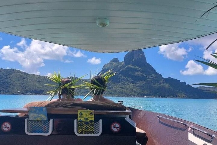 2024 Private Half-Day Excursion On The Lagoon Of Bora Bora