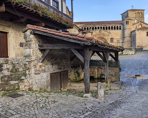 Santillana - Domus - Historic Ships