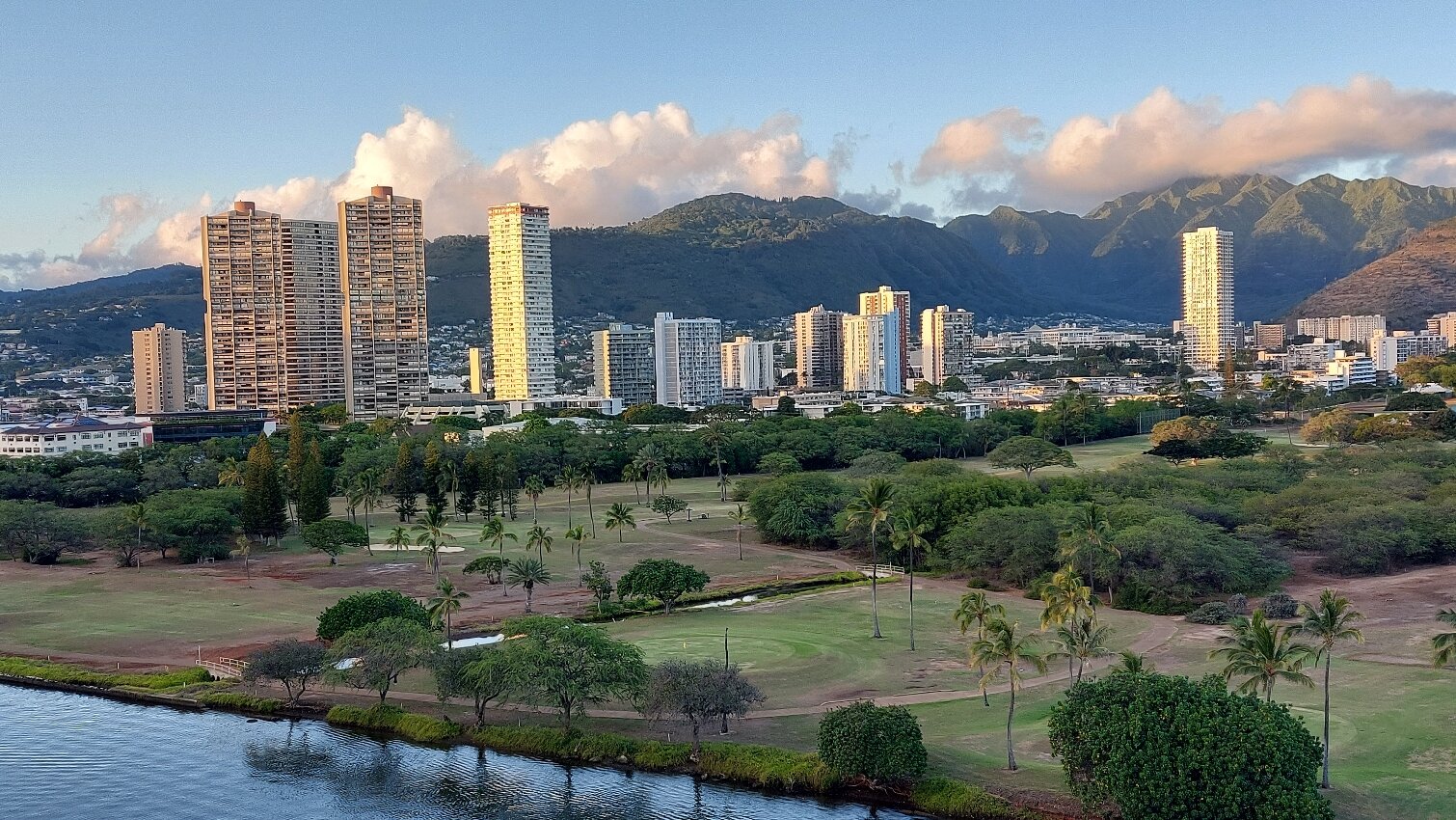 WAYFINDER WAIKIKI $154 ($̶2̶7̶0̶) - Prices & Hotel Reviews - Oahu, Hawaii