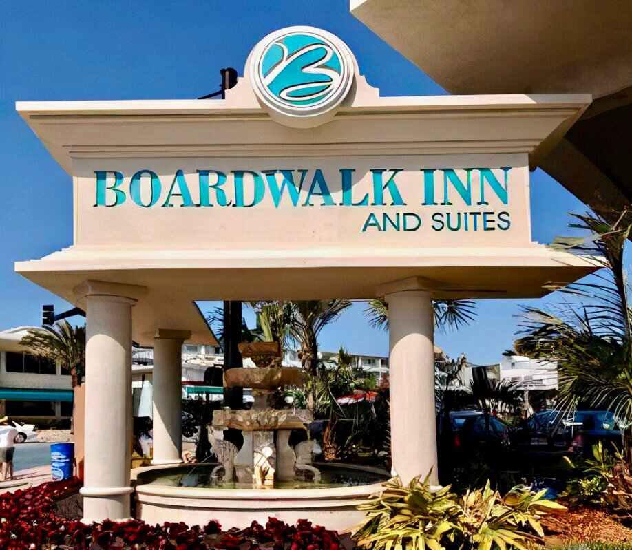 BOARDWALK INN AND SUITES $72 ($̶2̶1̶0̶) - Updated 2023 Prices