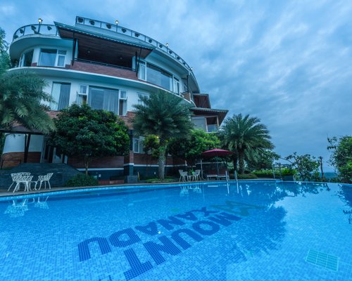 Mount Xanadu Resort