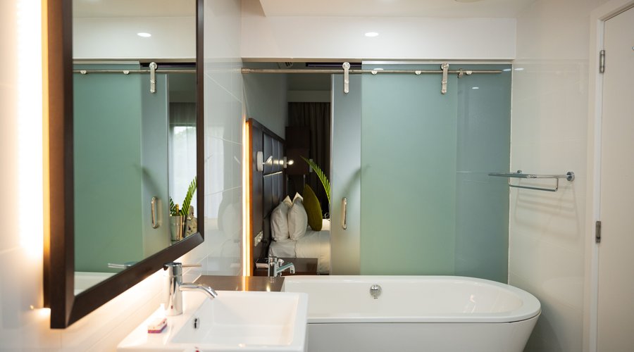 All apartments has a bathtub in a master bedroom .
