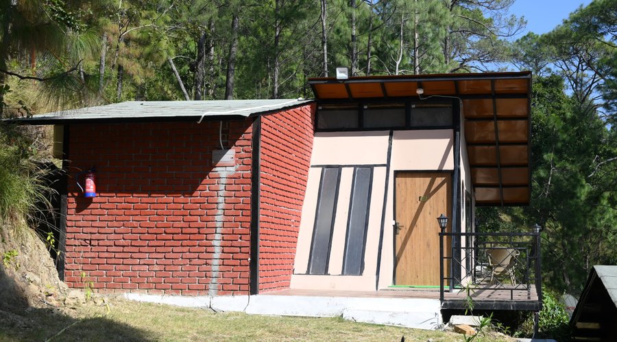 EXTERIOR VIEW INDIVIDUAL PREMIUM COTTAGE