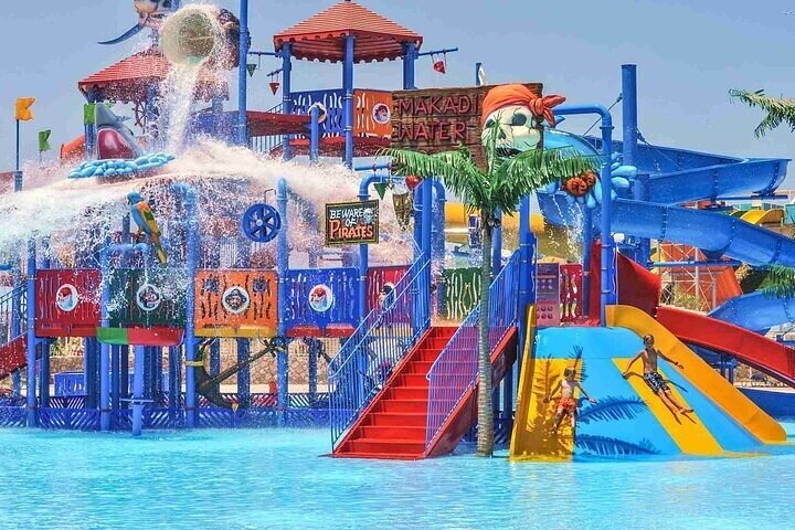 Full Day Makadi Water World Aqua Park with Transfer and Lunch