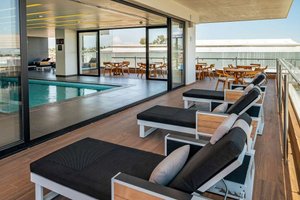 Piscine et plage