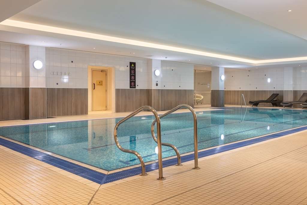 Hilton Glasgow Pool Pictures & Reviews - Tripadvisor