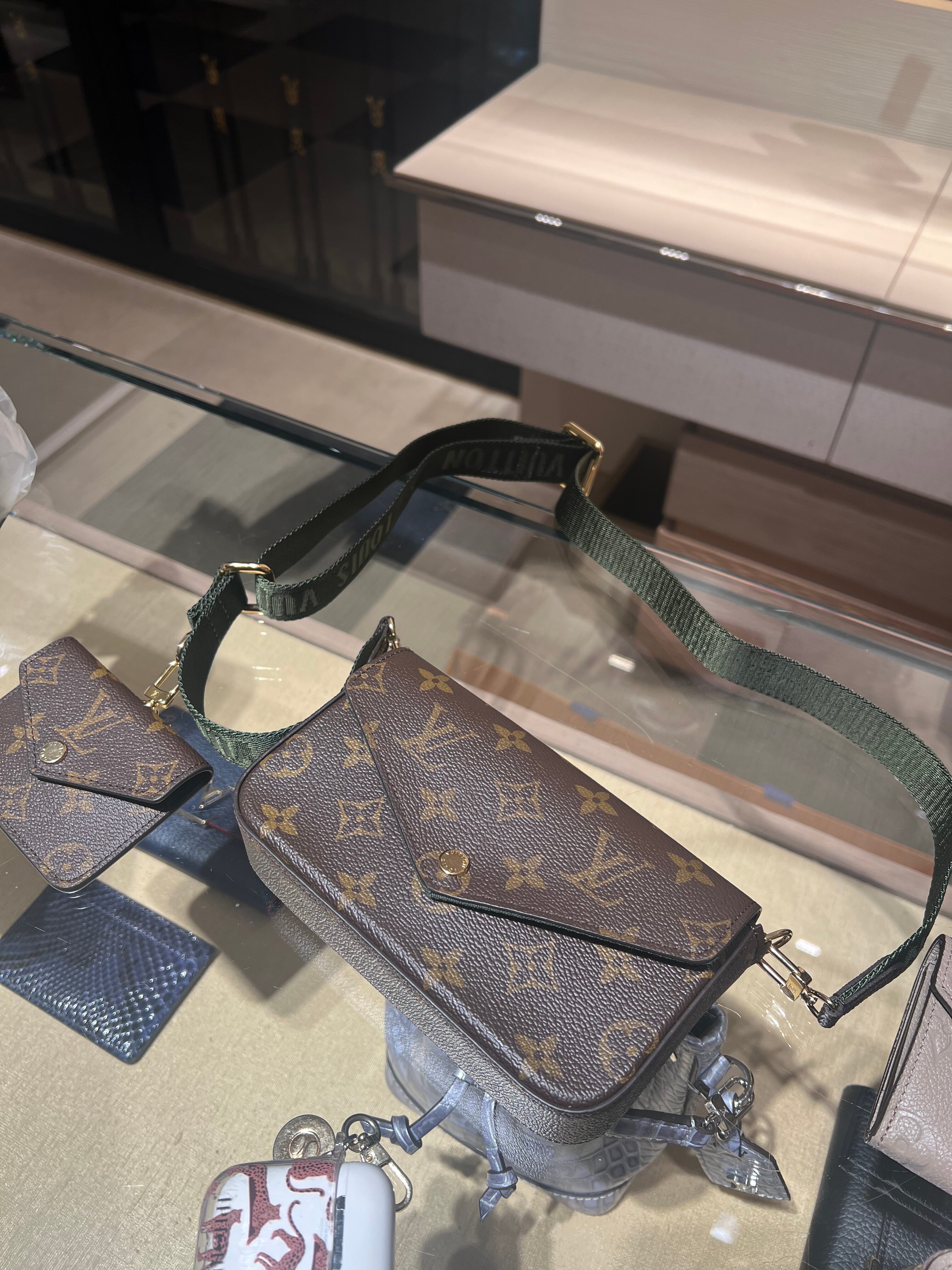 Maison lv discount