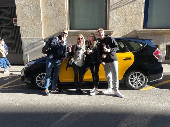 Imagen 2 de Barcelona Taxi Tour