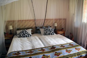 Room & Suite