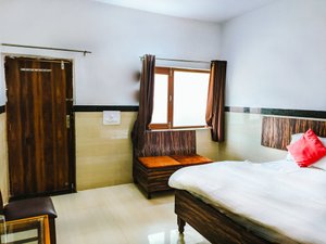 Room & Suite