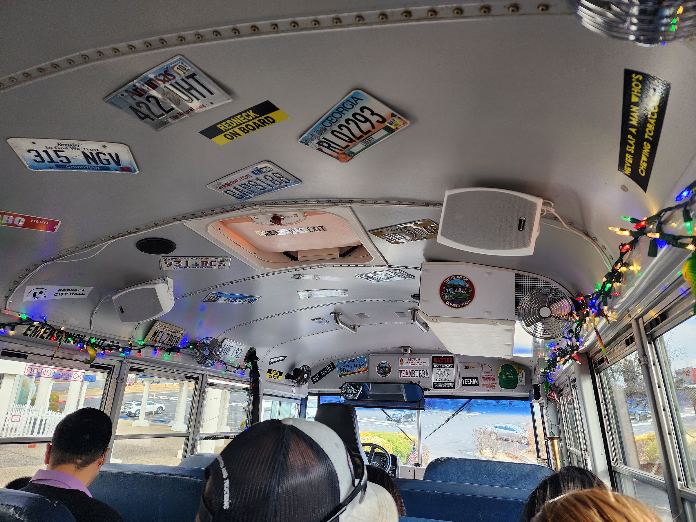 redneck bus tour in branson