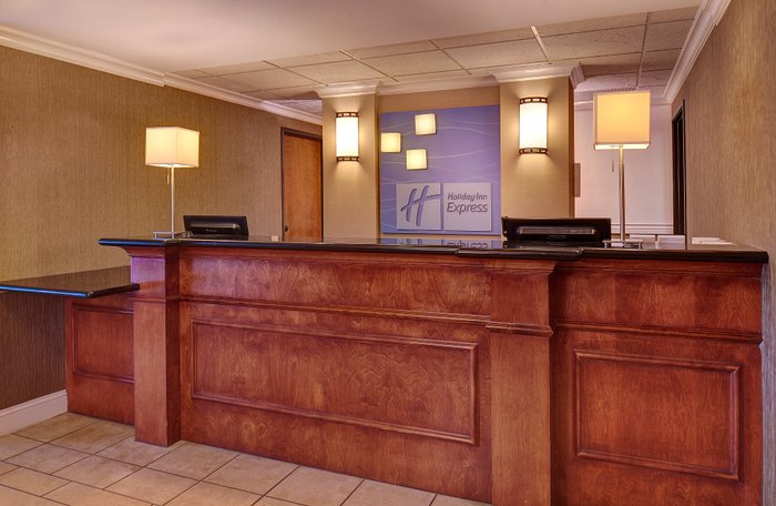 HOLIDAY INN EXPRESS & SUITES SAN DIEGO-SORRENTO VALLEY, AN IHG HOTEL ...