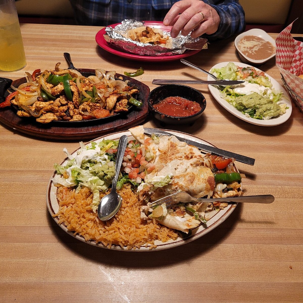 FIESTA RANCHERA MEXICAN RESTAURANT, Bloomington 1041 Jc Pkwy