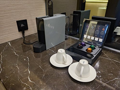 COURTYARD BY MARRIOTT PENANG: UPDATED 2023 Hotel Reviews, Price