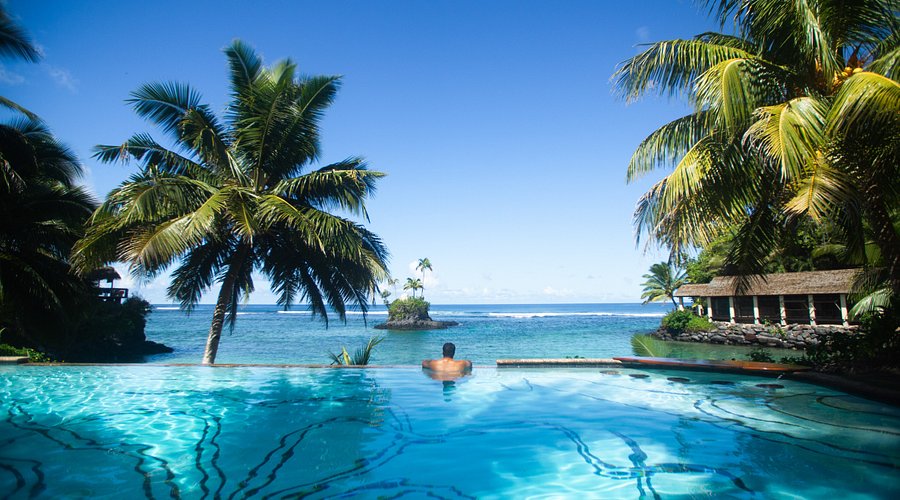 Happy Samoan family - Picture of Dave Parker Eco Lodge, Upolu - Tripadvisor