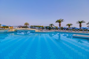 Piscine et plage