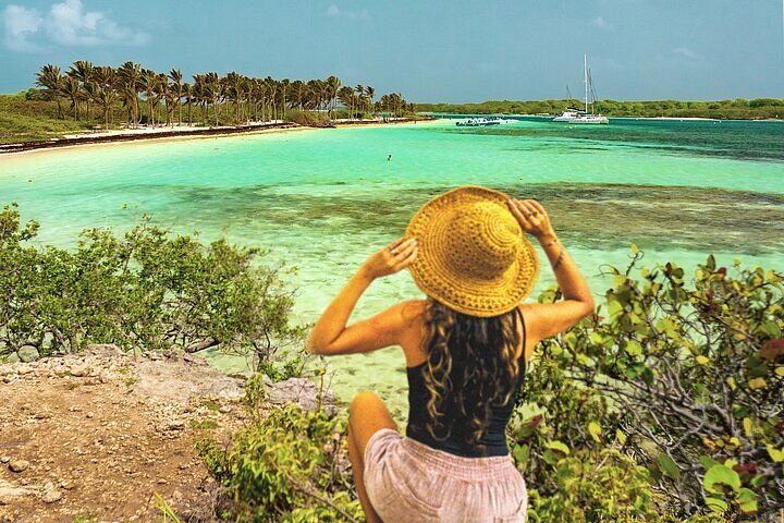 Tripadvisor Fotosessie Van 1 Uur Op Een Paradijselijk Strand In De Caraïben Aangeboden Door 