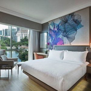 Deluxe Room - Waterfront View