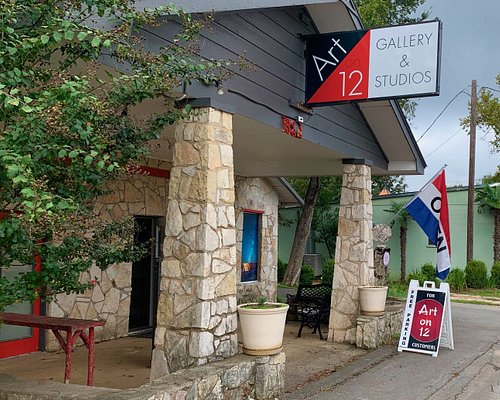 Explore Downtown Wimberley With Us This Fall