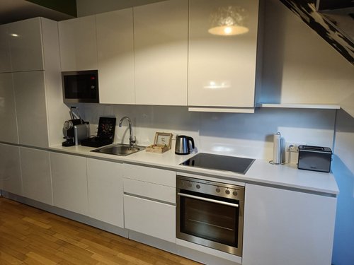 ABIESHOMES SERVICED APARTMENTS VOTIVPARK - Updated 2024 Prices ...