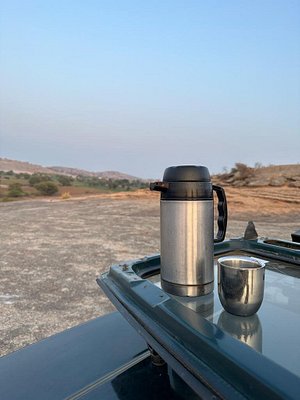 Stanley Flask - Safari Centre