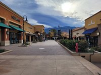 Welcome To Desert Hills Premium Outlets® - A Shopping Center In