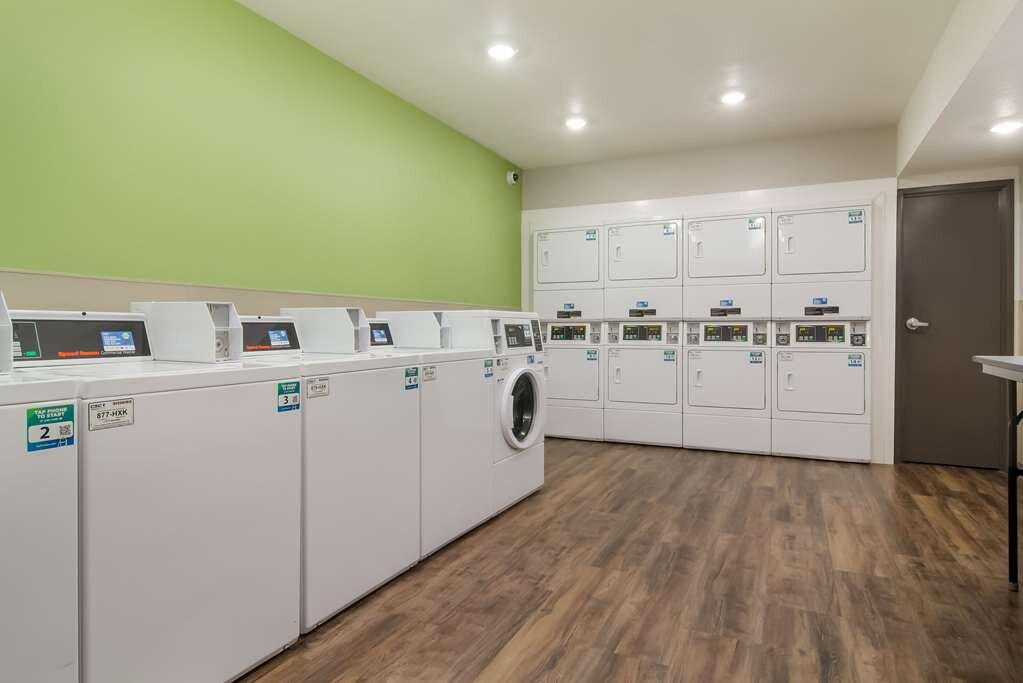 WOODSPRING SUITES JACKSONVILLE SOUTH Updated 2024 Prices Hotel   Guest Laundry Facilities 