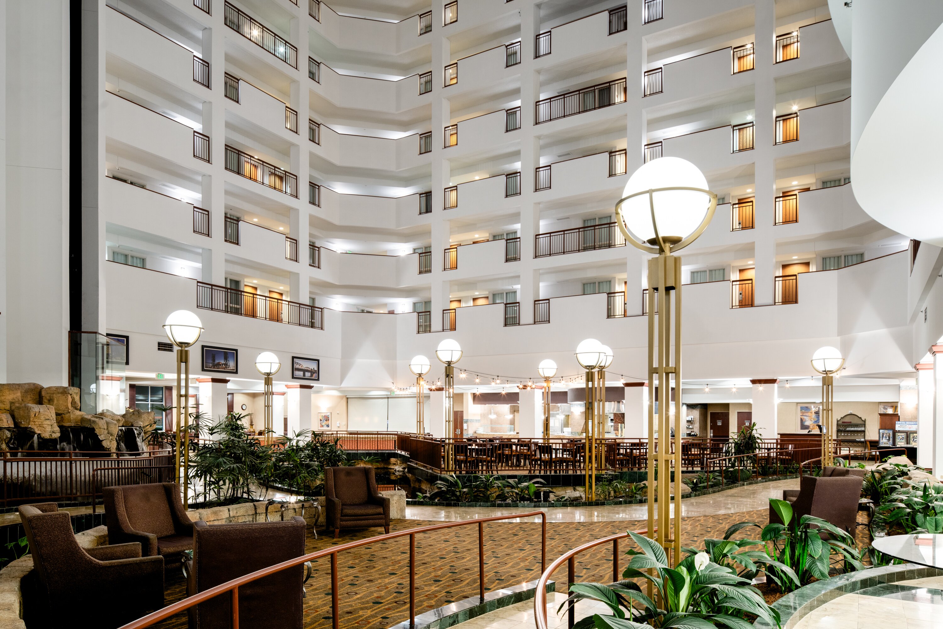 EMBASSY SUITES BY HILTON PORTLAND AIRPORT 144 1 8 1 Updated   Embassy Suites By Hilton 