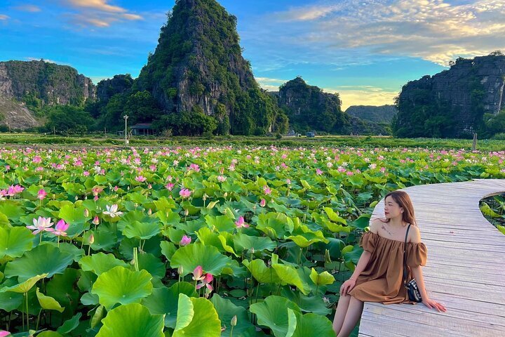 2023 Ninh Binh Full-Day Tour from Hanoi with Boat and Bike