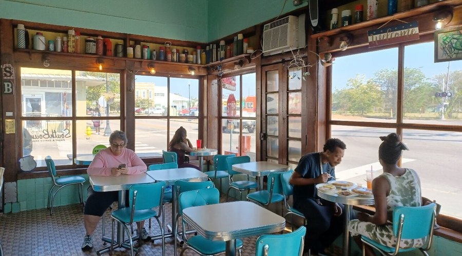 Southbound Bagels and Coffee Shop
