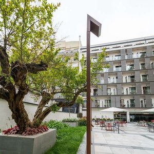 Catalonia Gran Via Bilbao Courtyard