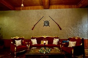 Room & Suite