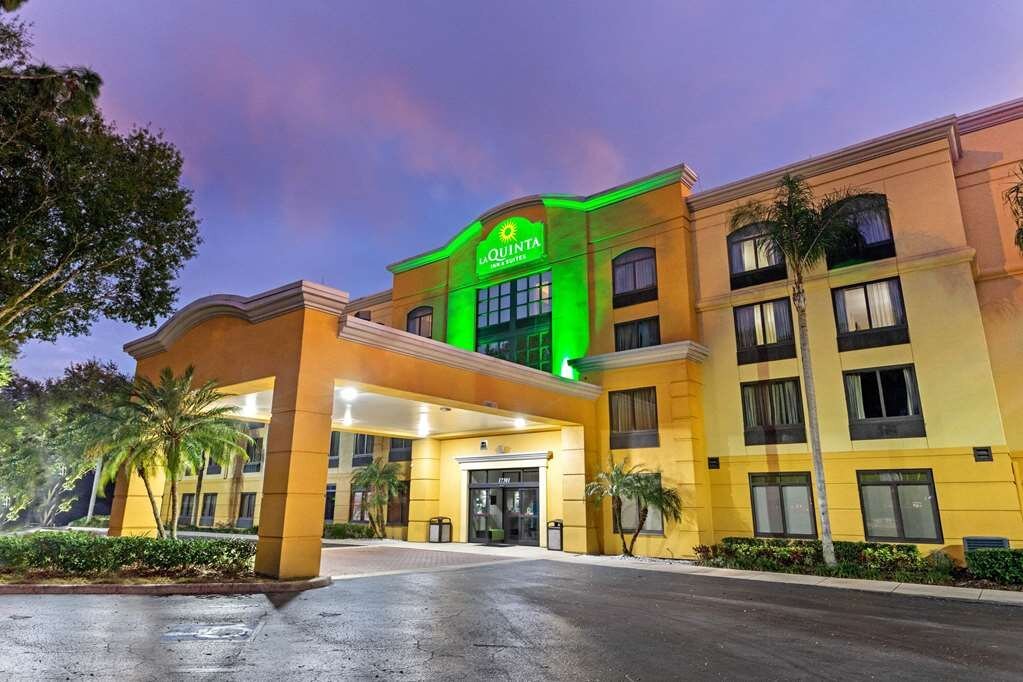 LA QUINTA INN & SUITES BY WYNDHAM TAMPA NORTH I-75 $100 ($̶1̶3̶1̶ ...