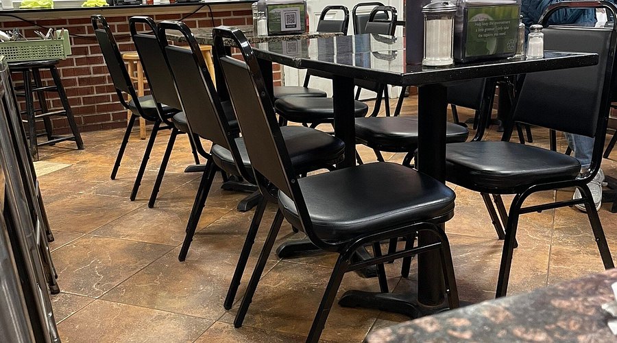 Theo's Cozy Corner Restaurant