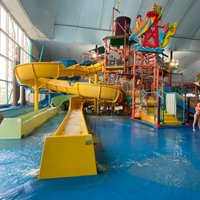 FALLSVIEW INDOOR WATERPARK (Niagara Falls) - 2023 What to Know BEFORE ...