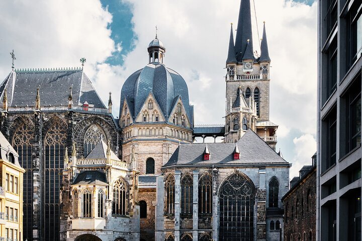 2024 Stadtrundfahrt In Aachen Zur Verfügung Gestellt Von Maastricht ...