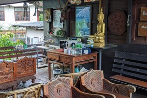 Khách du lịch