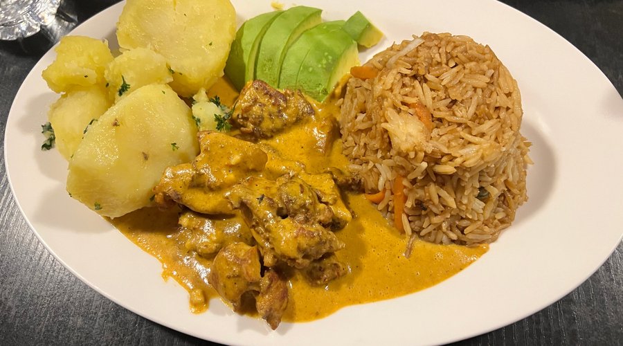 Peanut chicken curry