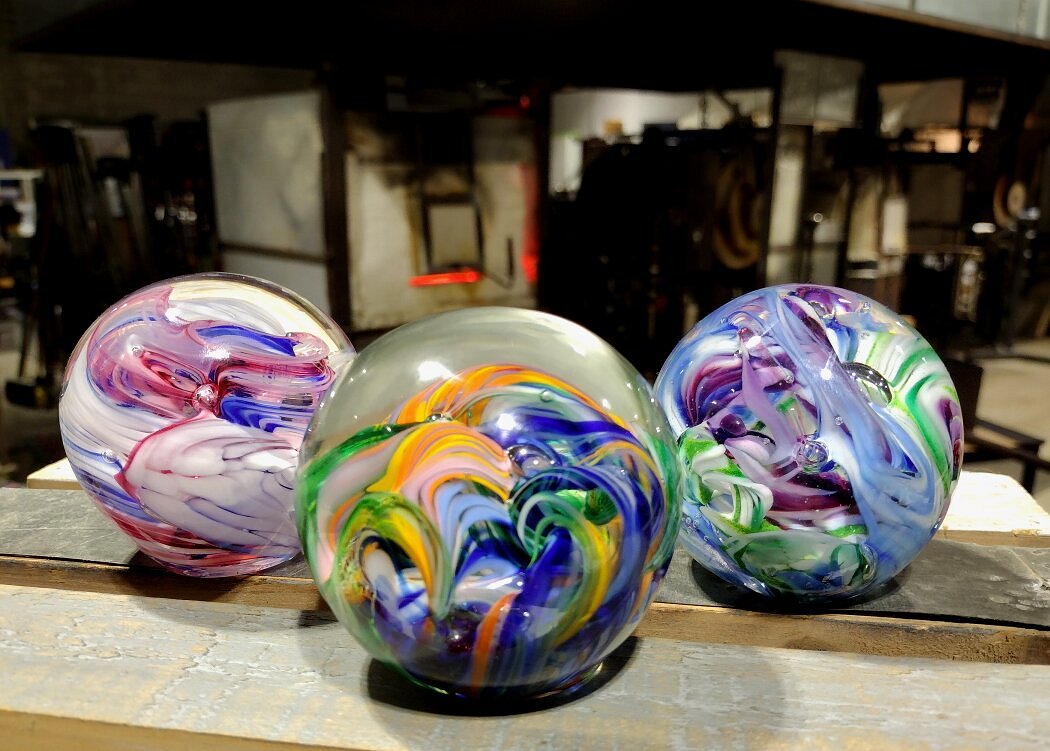 Wecandoo - Learn about glass blowing and make your own creation from scratch