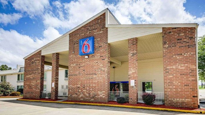 MOTEL 6 GREENSBORO, NC - AIRPORT $63 ($̶7̶4̶) - Prices & Reviews