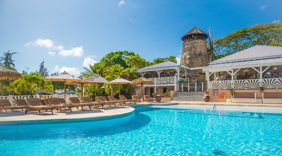 Grande Piscine de 220 m2